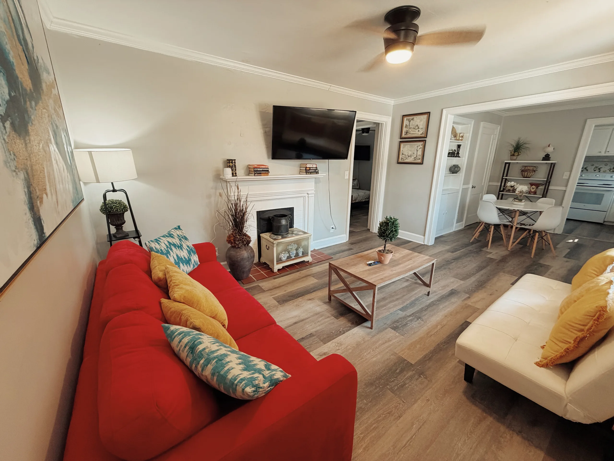 Prime Location Gem 2BR Duplex Near Valdosta's Best