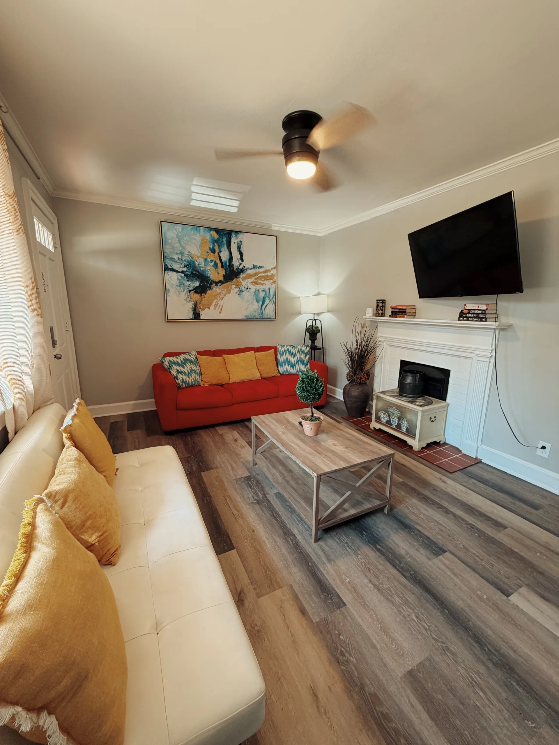 Prime Location Gem 2BR Duplex Near Valdosta's Best