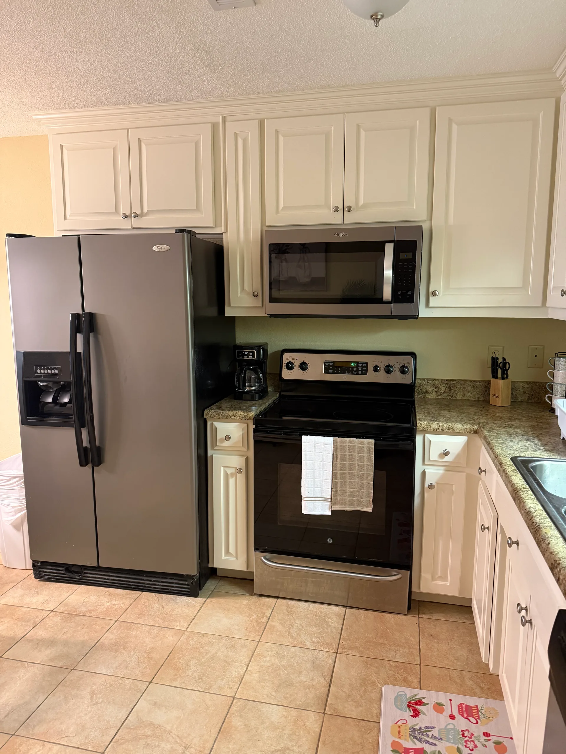 Spacious 3BR Near VSU, SGMC & Moody AFB