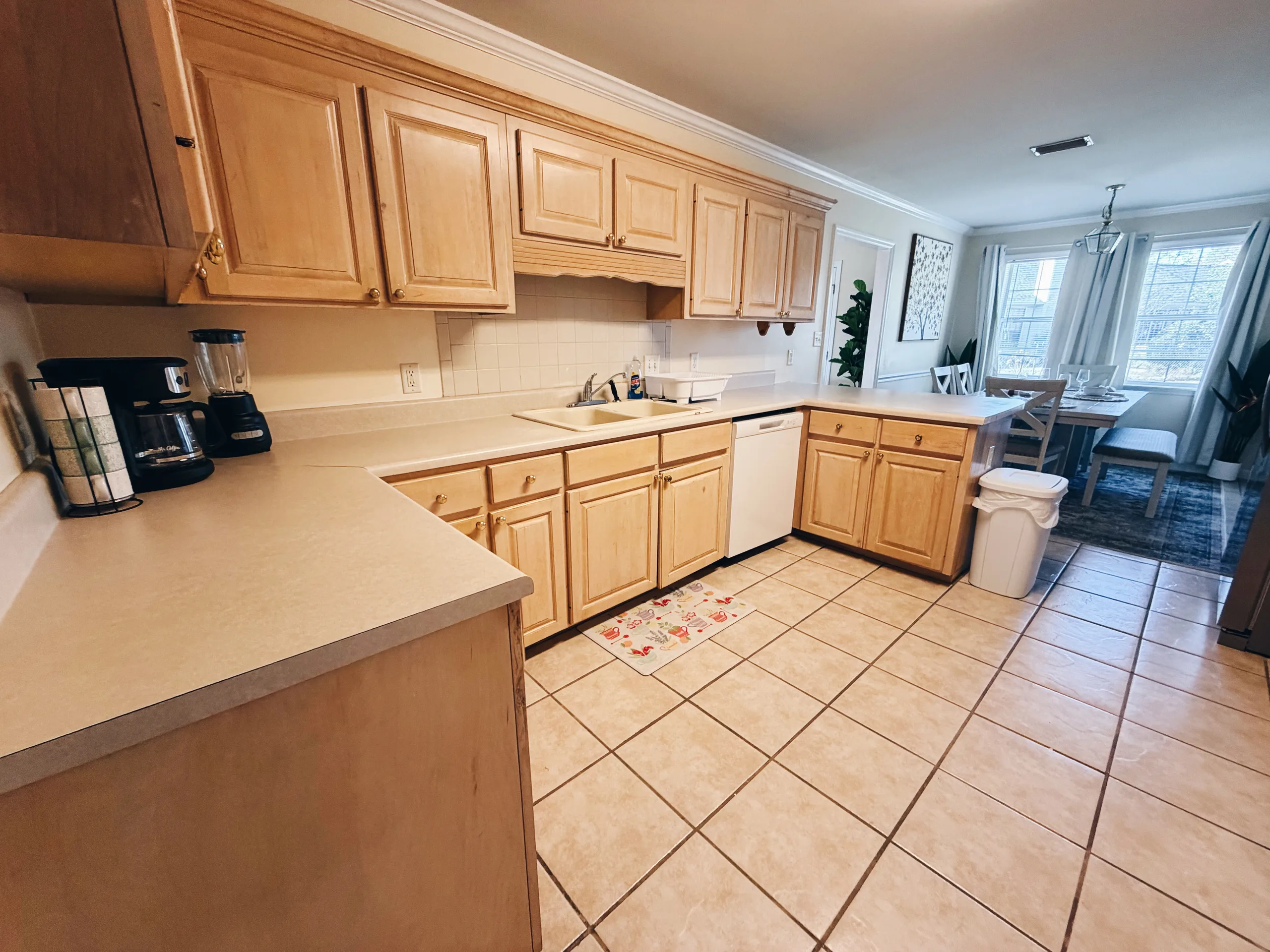 Cozy 4BR Stay • Great Location near VSU GMC MOODY