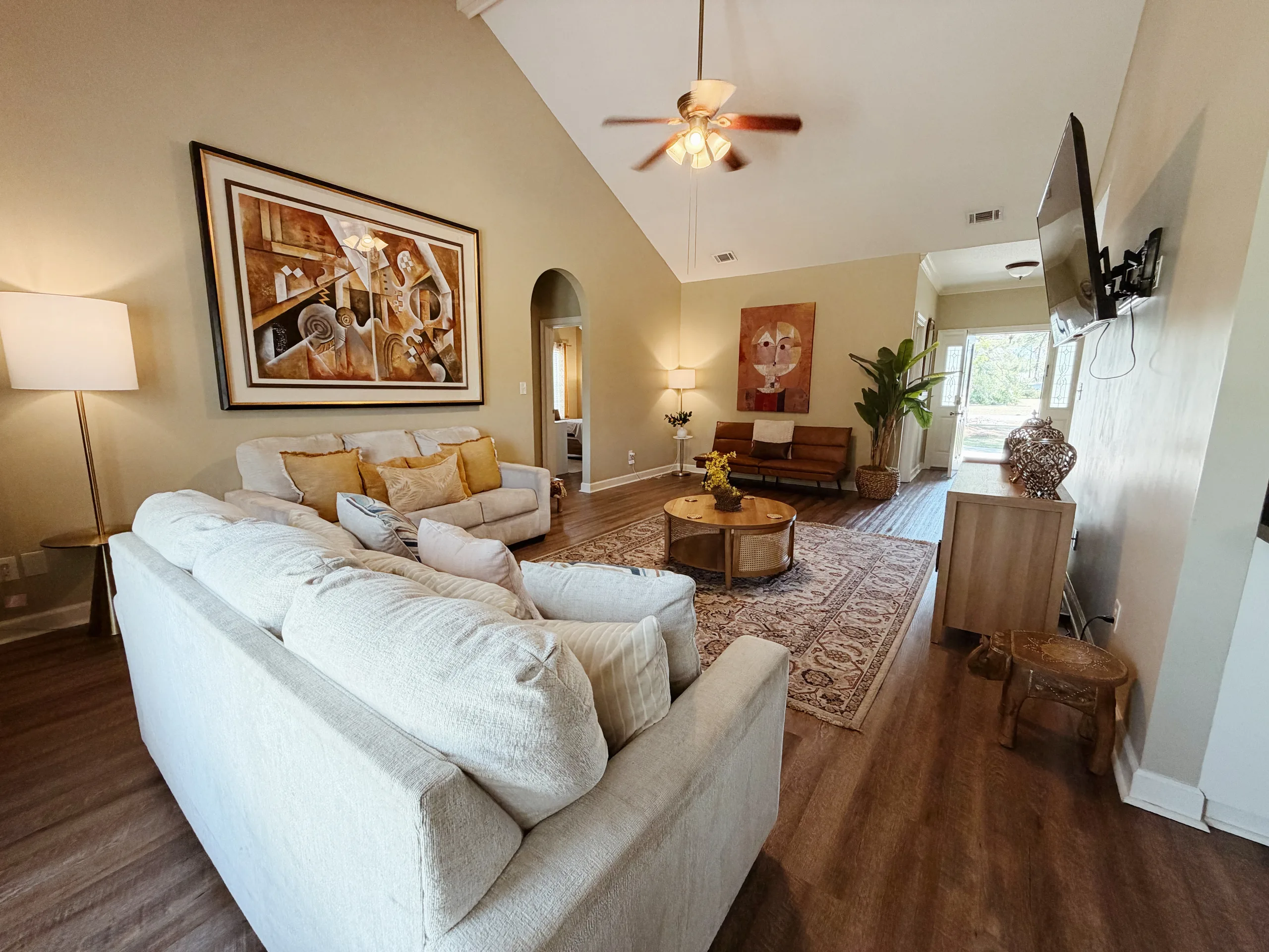 Spacious Lake Park Home • Quiet Area • Near I-75