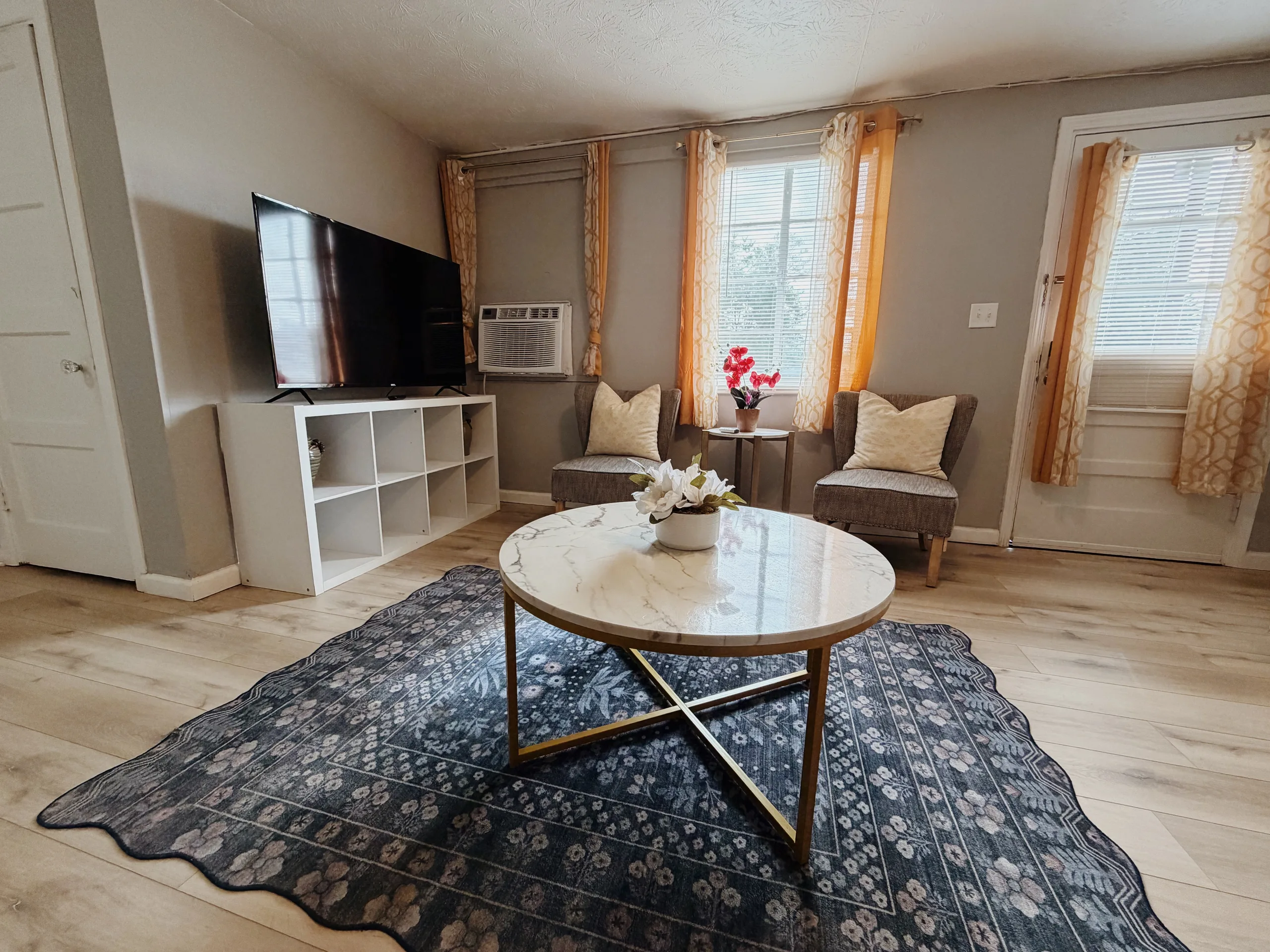 Historic 1BR Apt Near VSU, SGMC & Moody AFB