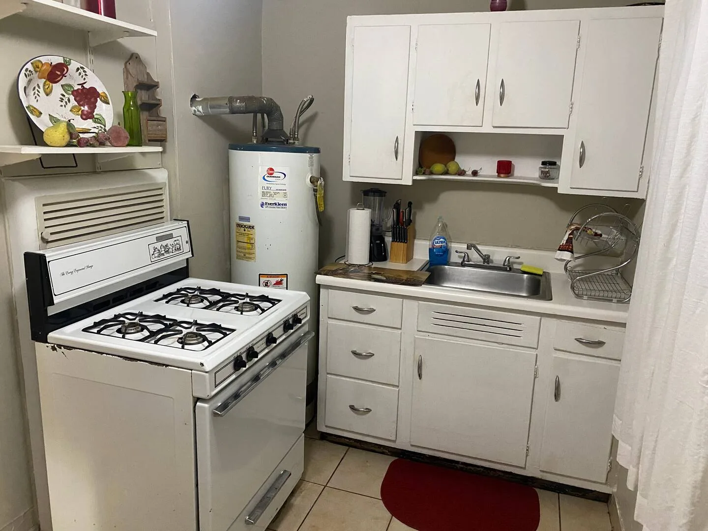 Convenient 1BR | Queen + Sofa Bed, Walk to VSU