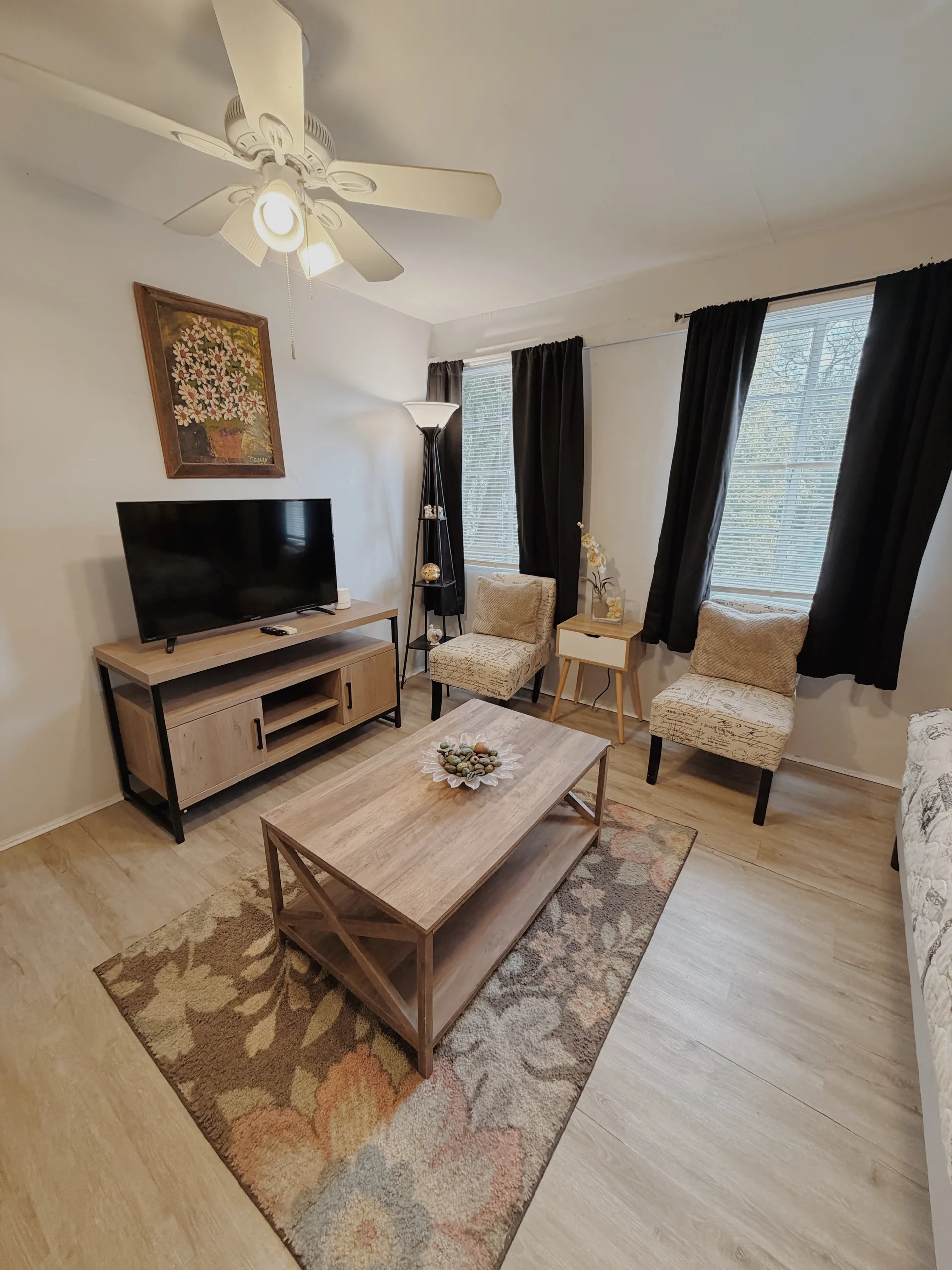 Cozy Studio w/ Kitchenette – Close to VSU & I-75