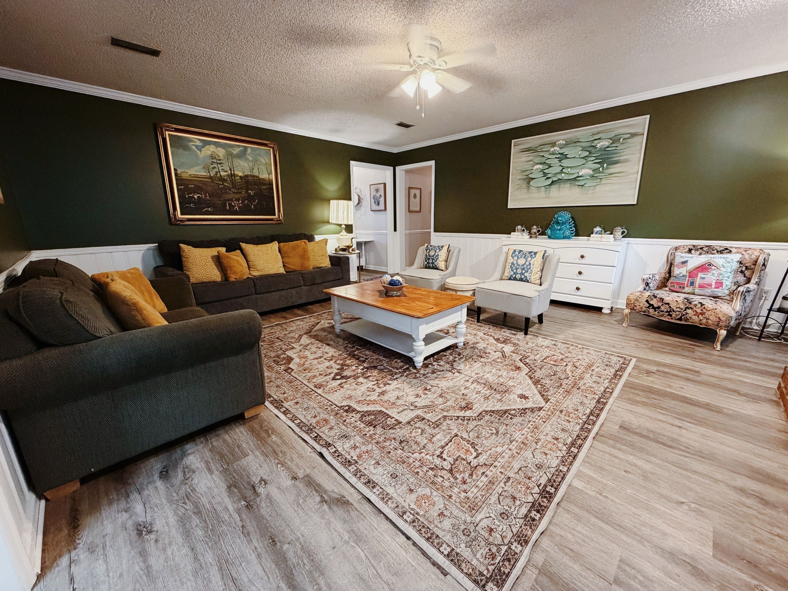 Spacious 3BR Retreat • Near VSU, SGMC & Moody