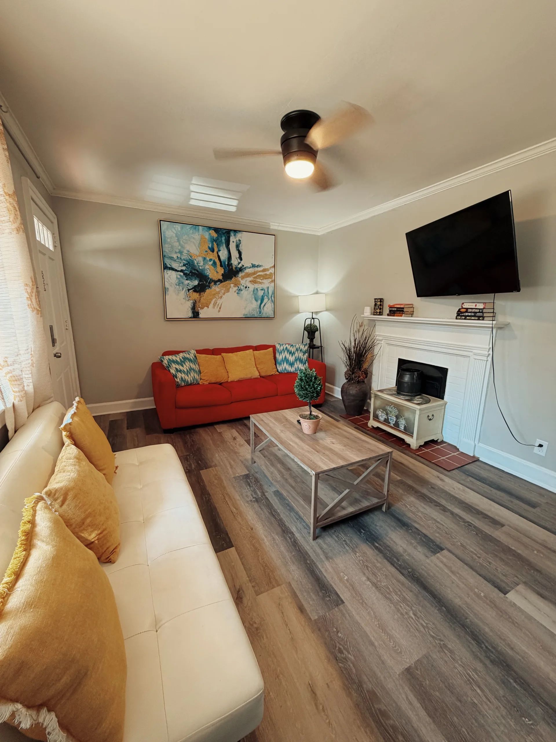 Prime Location Gem 2BR Duplex Near Valdosta's Best