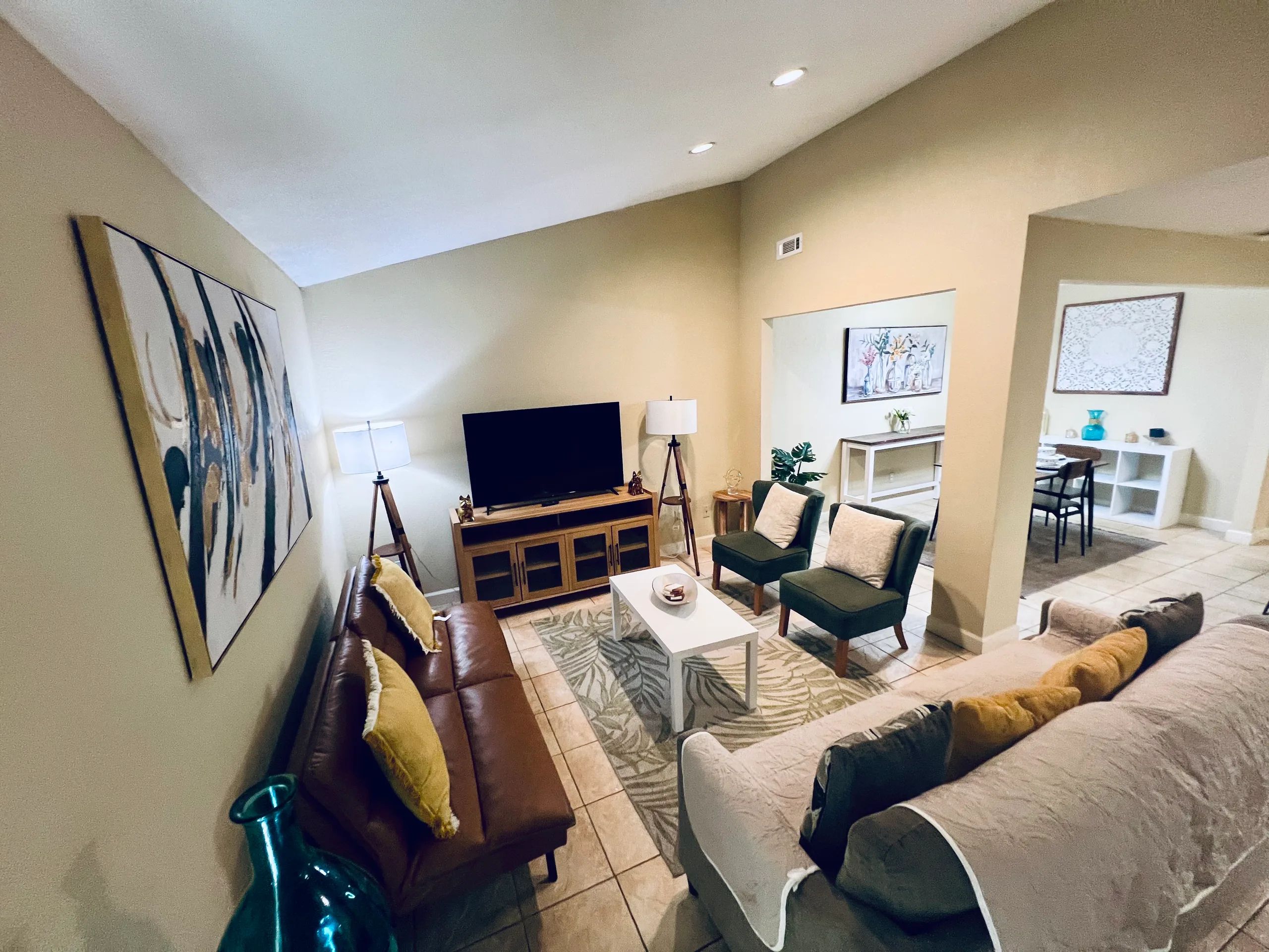 Valdosta Spacious 3BR Retreat • Near VSU & Moody