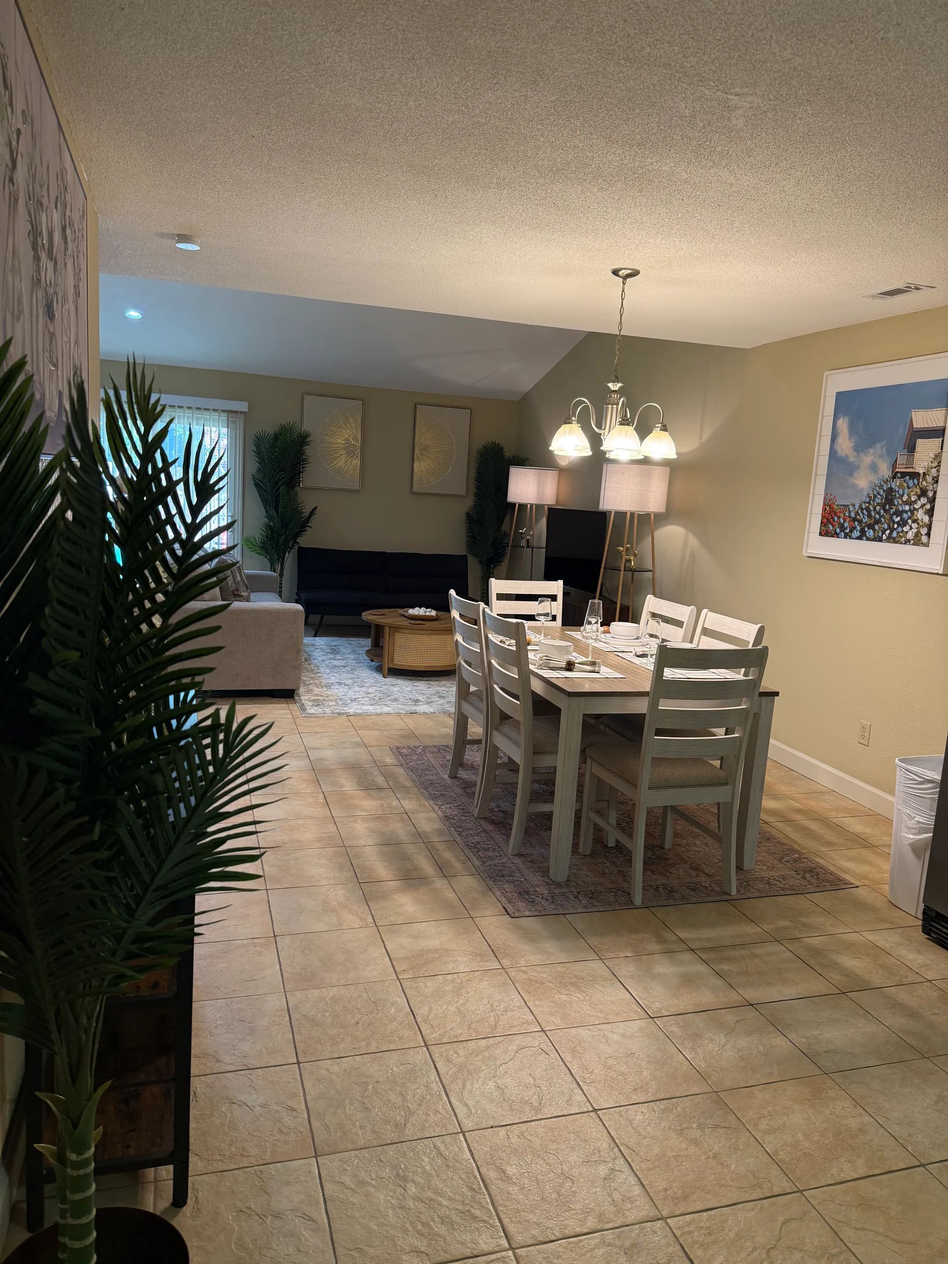 Spacious 3BR Near VSU, SGMC & Moody AFB
