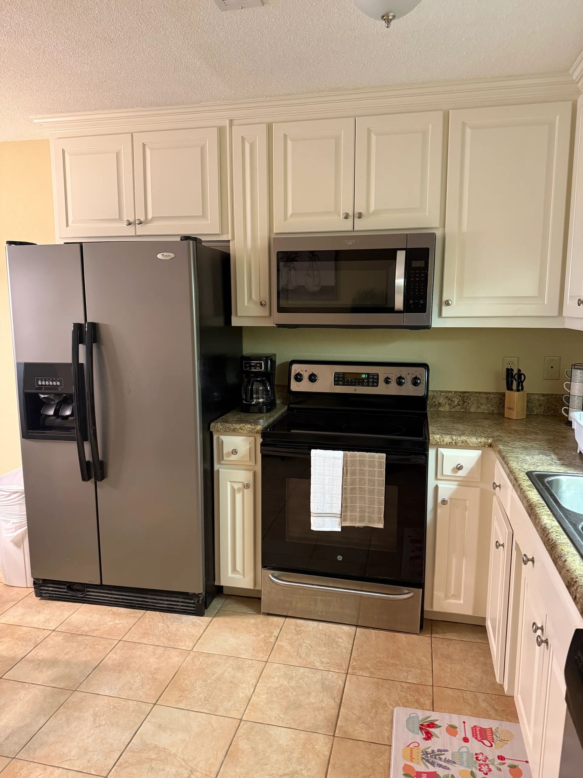 Spacious 3BR Near VSU, SGMC & Moody AFB