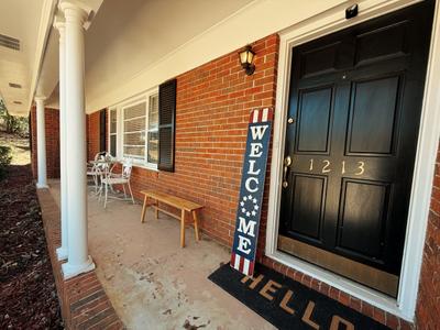 3BR Home • 4 Queens • Sleeps 10 • Near SGMC VSU