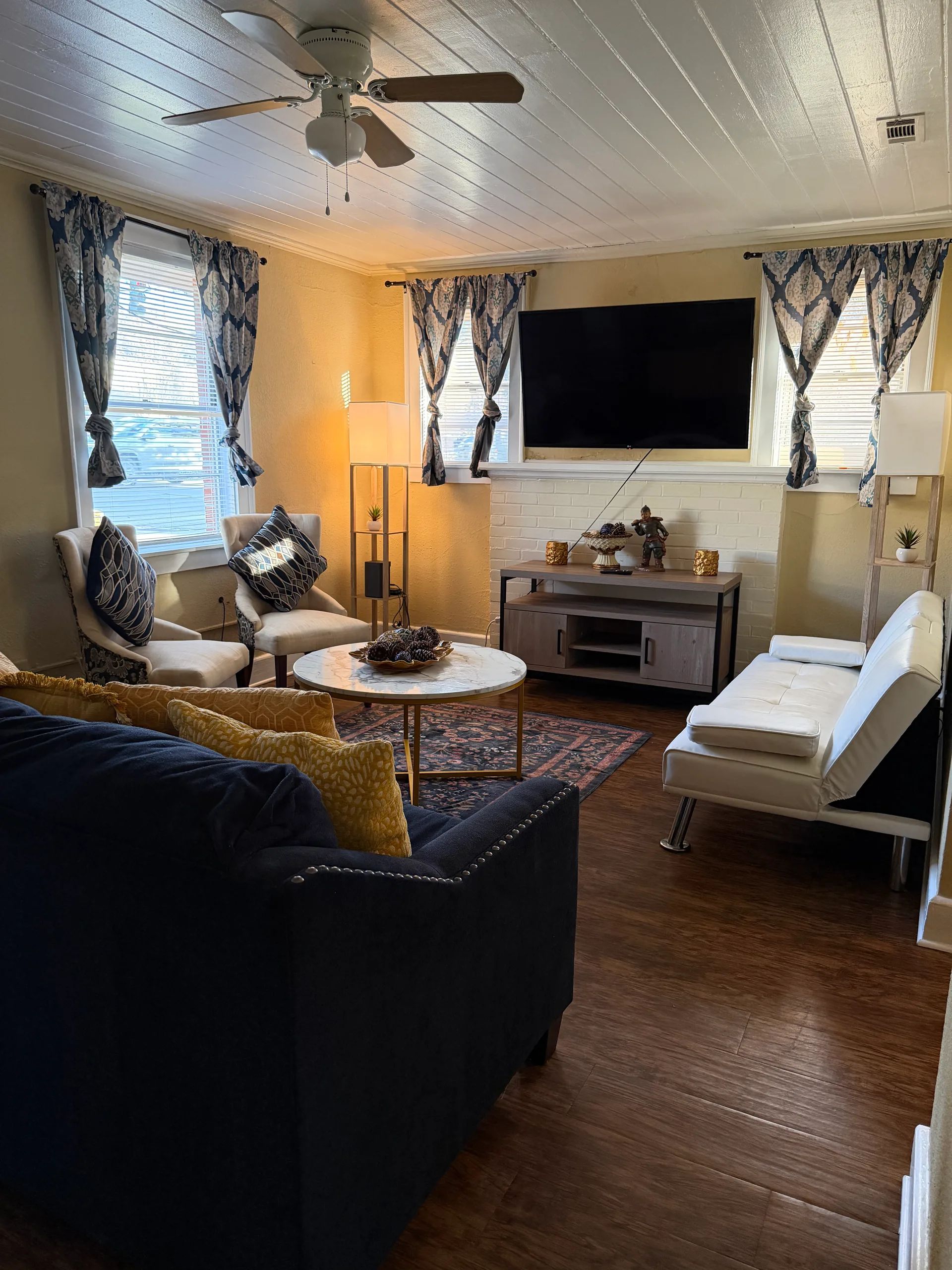 Peaceful Private home near VSU, Down town & SGMC