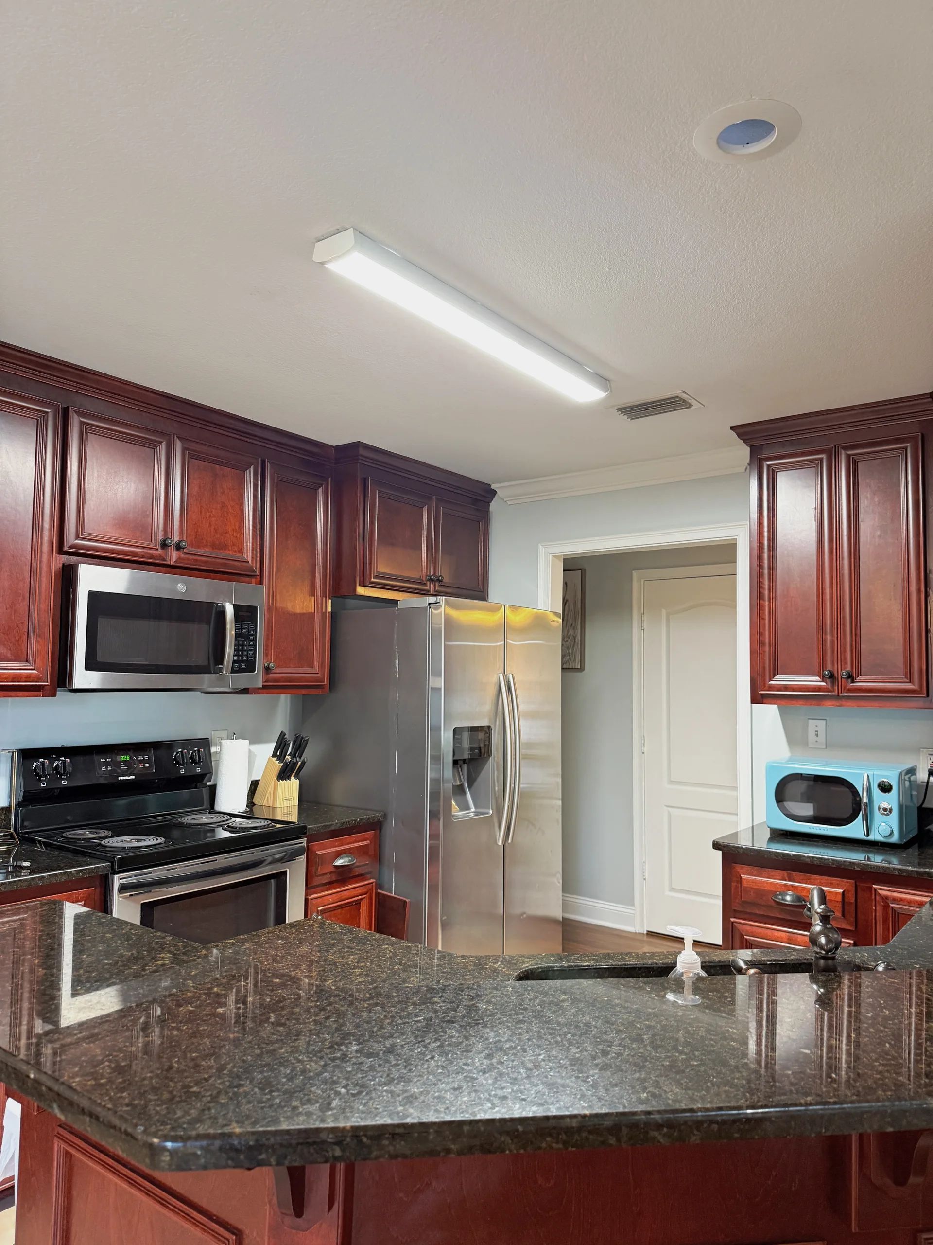 Valdosta 4BR Retreat | Wi-Fi, Backyard, 9 Beds