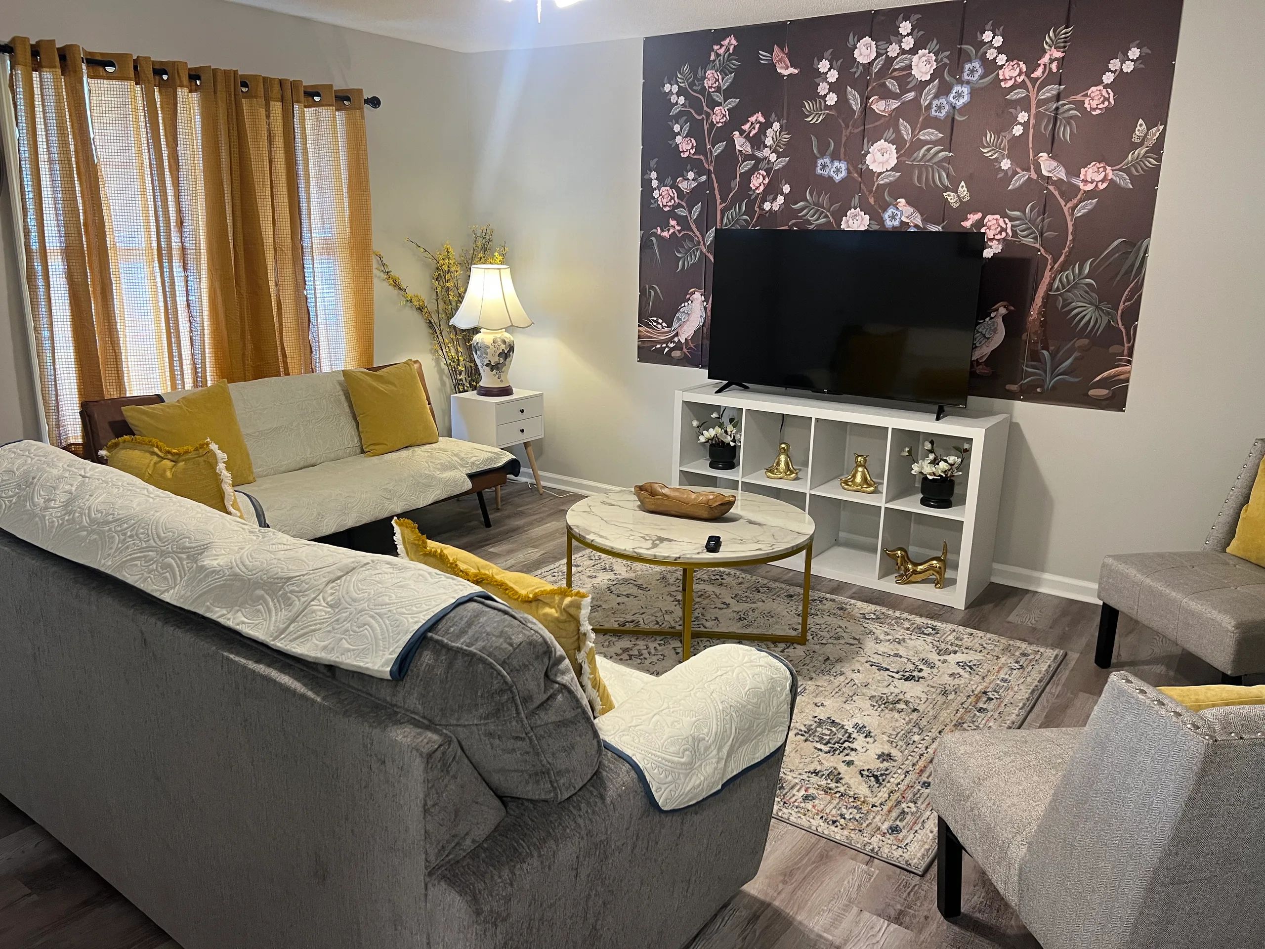 Family‑Ready 2BR Close to Wild Adventures & Moody