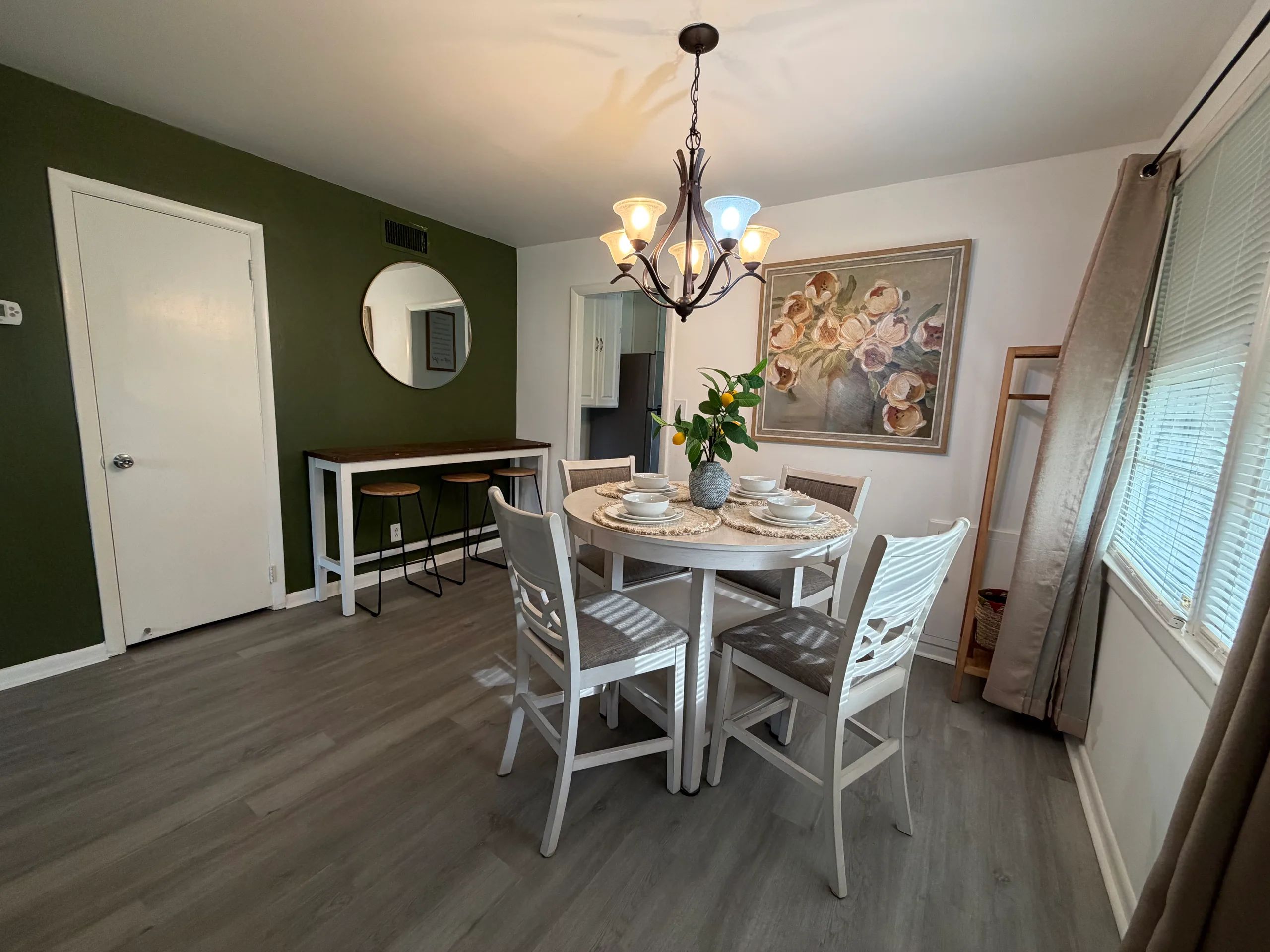 Spacious 4BR • 9 Beds • Perfect for Groups