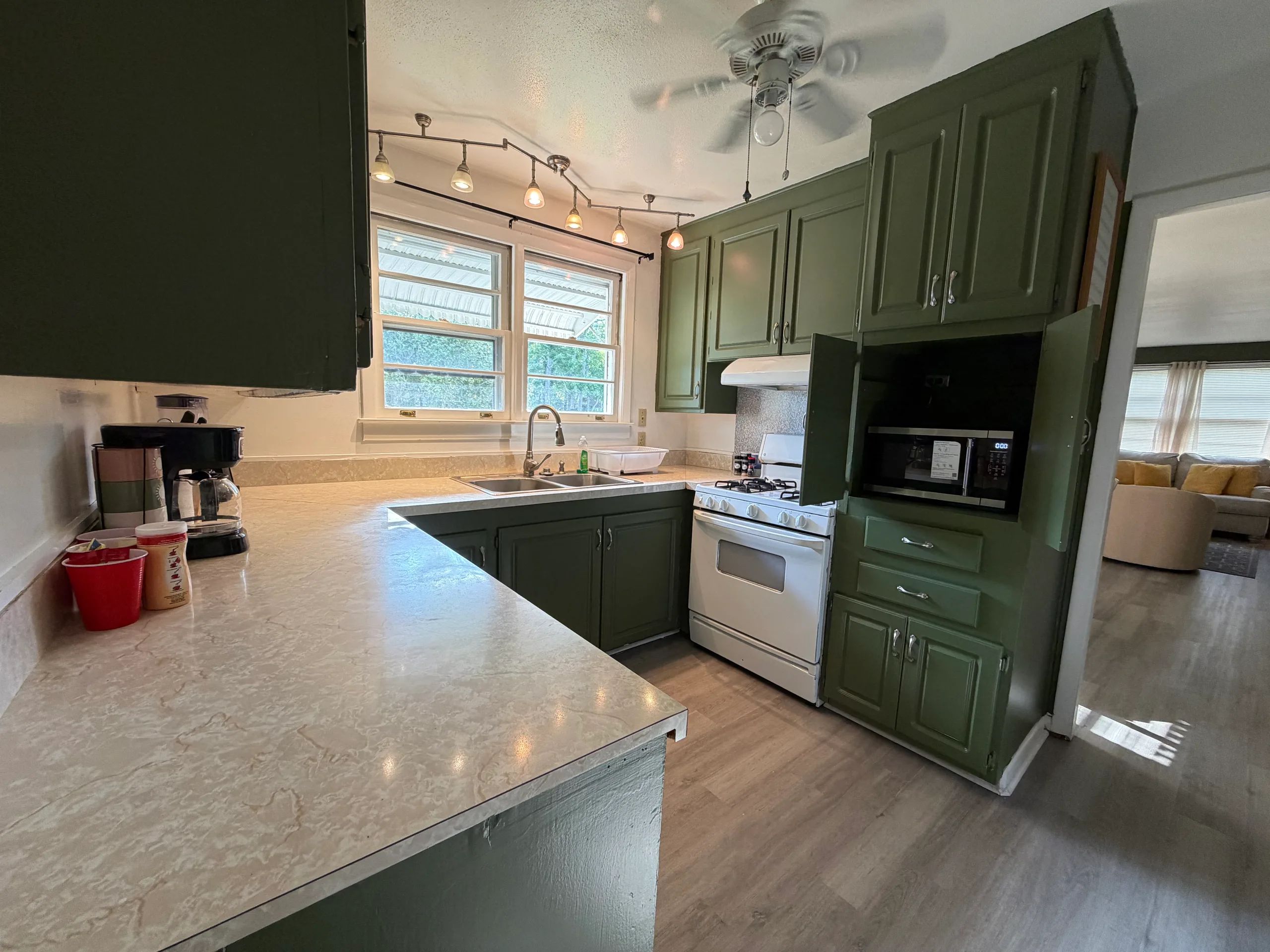 Spacious 4BR • 9 Beds • Perfect for Groups