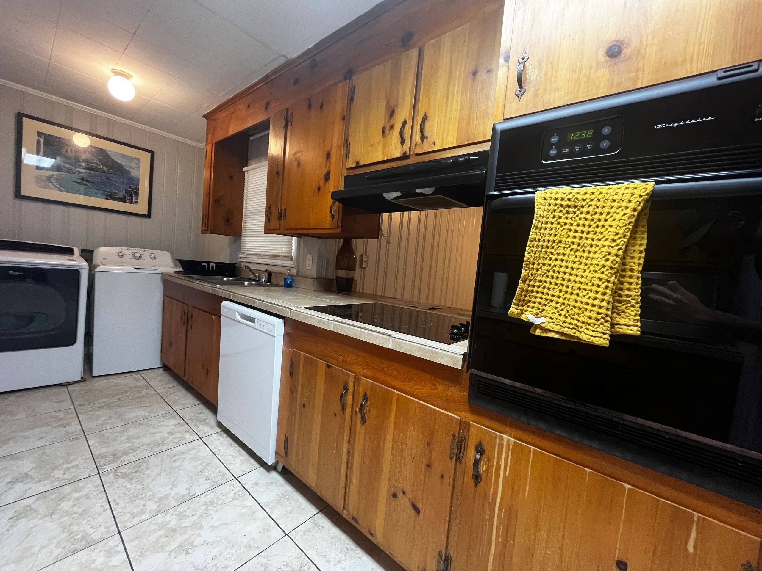 Spacious Home Near SGMC, VSU & I-75