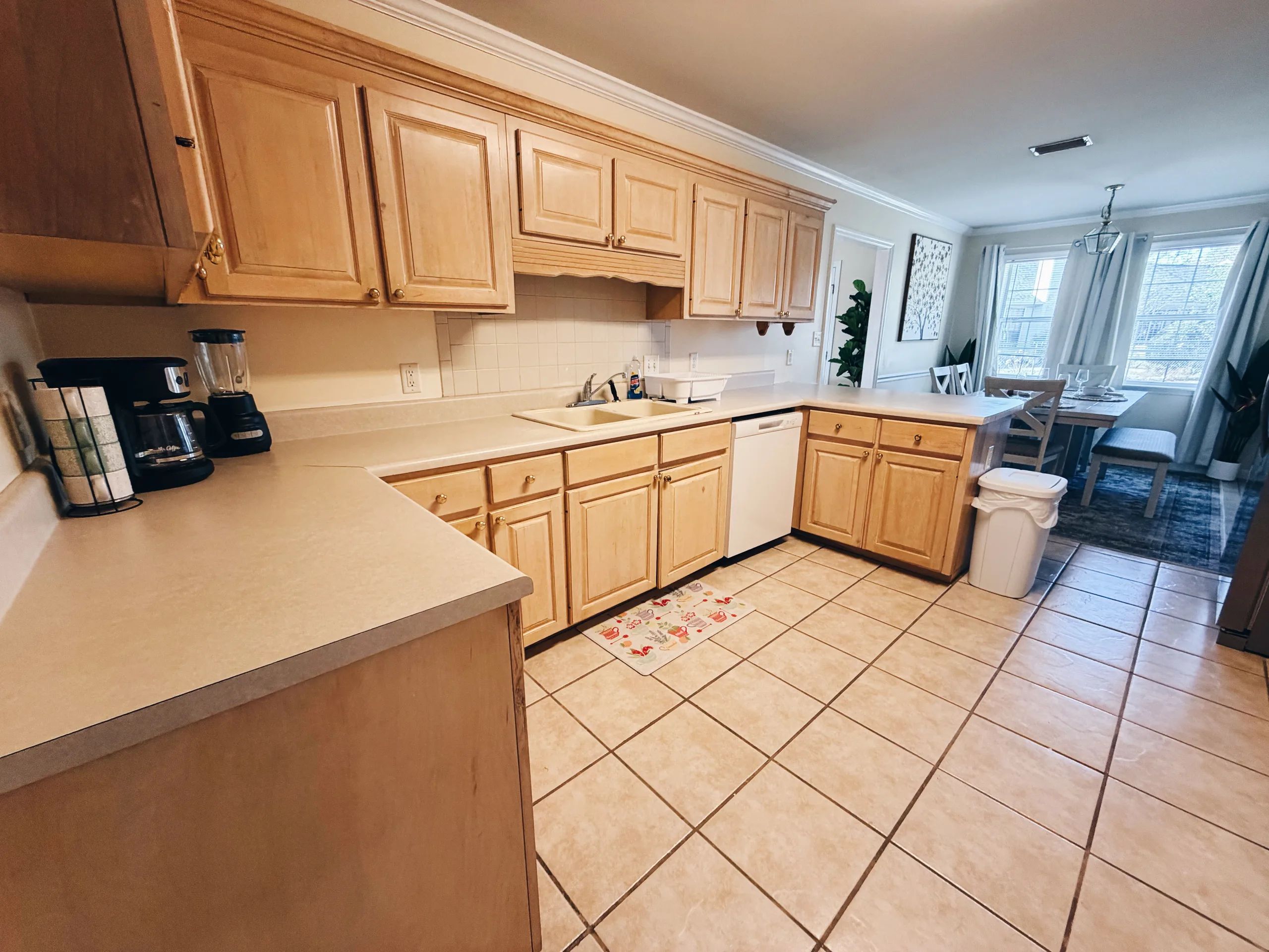 Cozy 4BR Stay • Great Location near VSU GMC MOODY