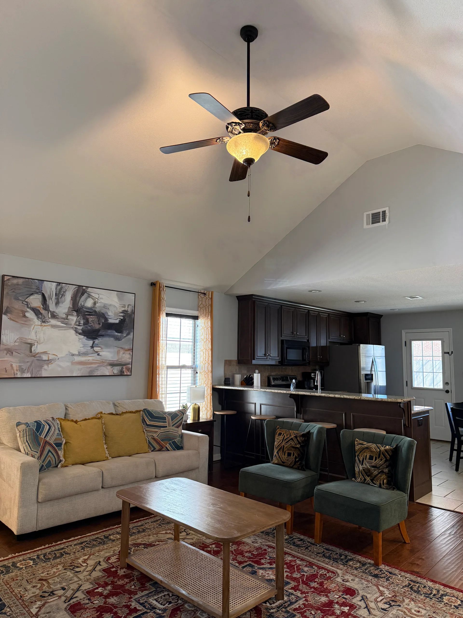 Valdosta 3BR • 5 Beds • Near VSU, SGMC & Moody