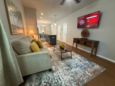 2BR 2.5 Bath Townhome • Near VSU, SGMC & Moody