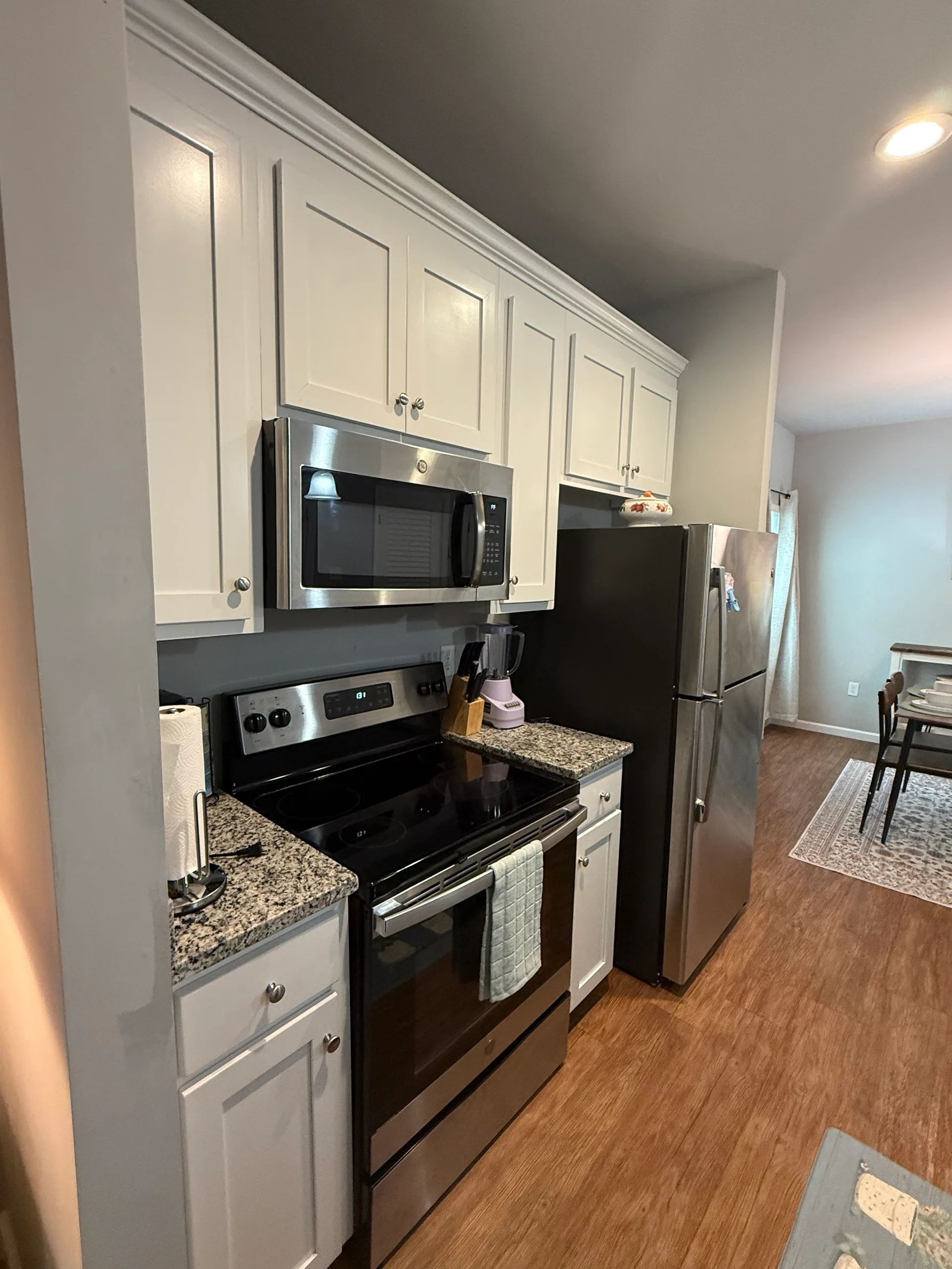 2BR 2.5 Bath Townhome • Near VSU, SGMC & Moody