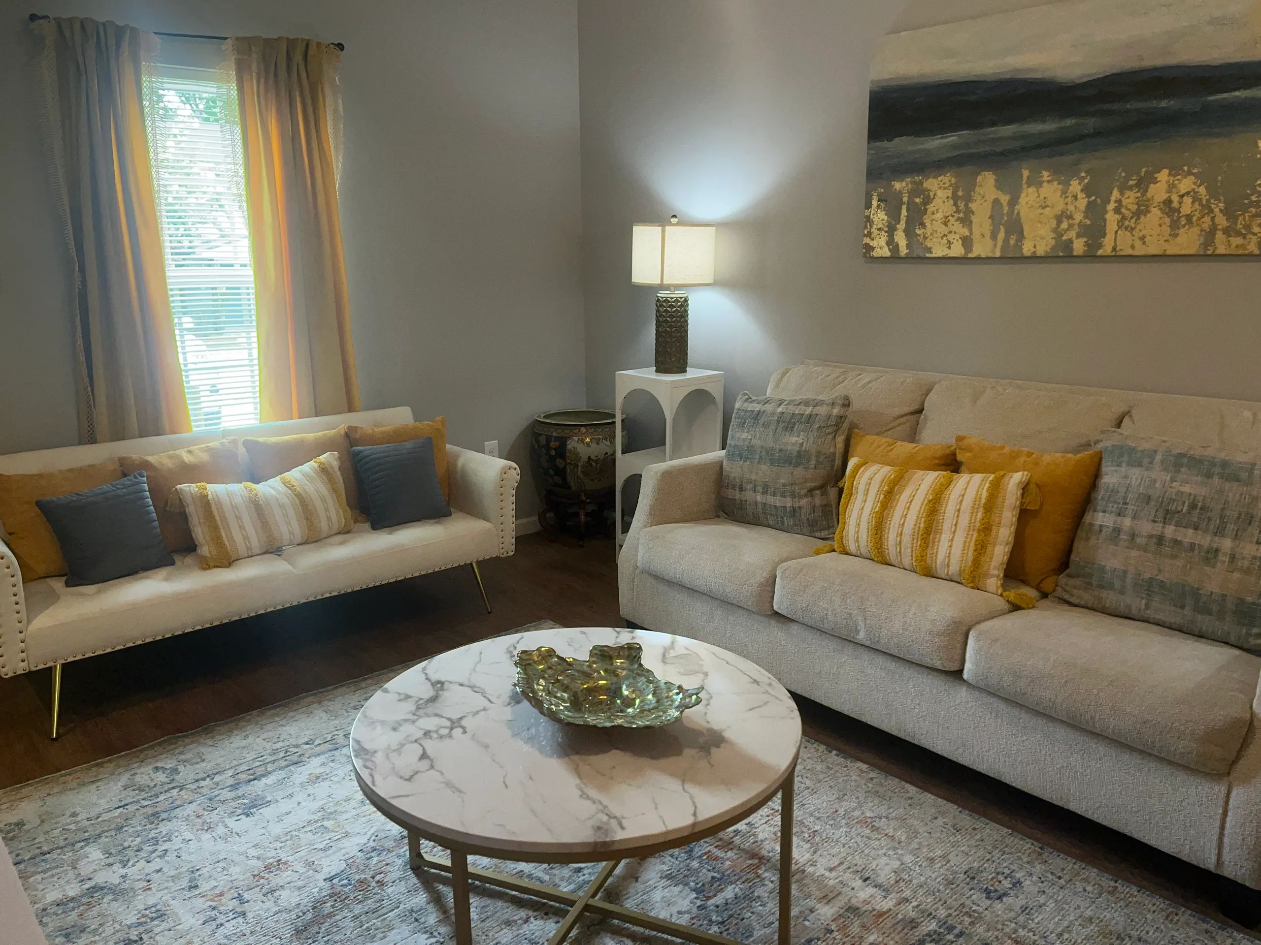Spacious 2BR Townhome • 5 Beds • Near VSU