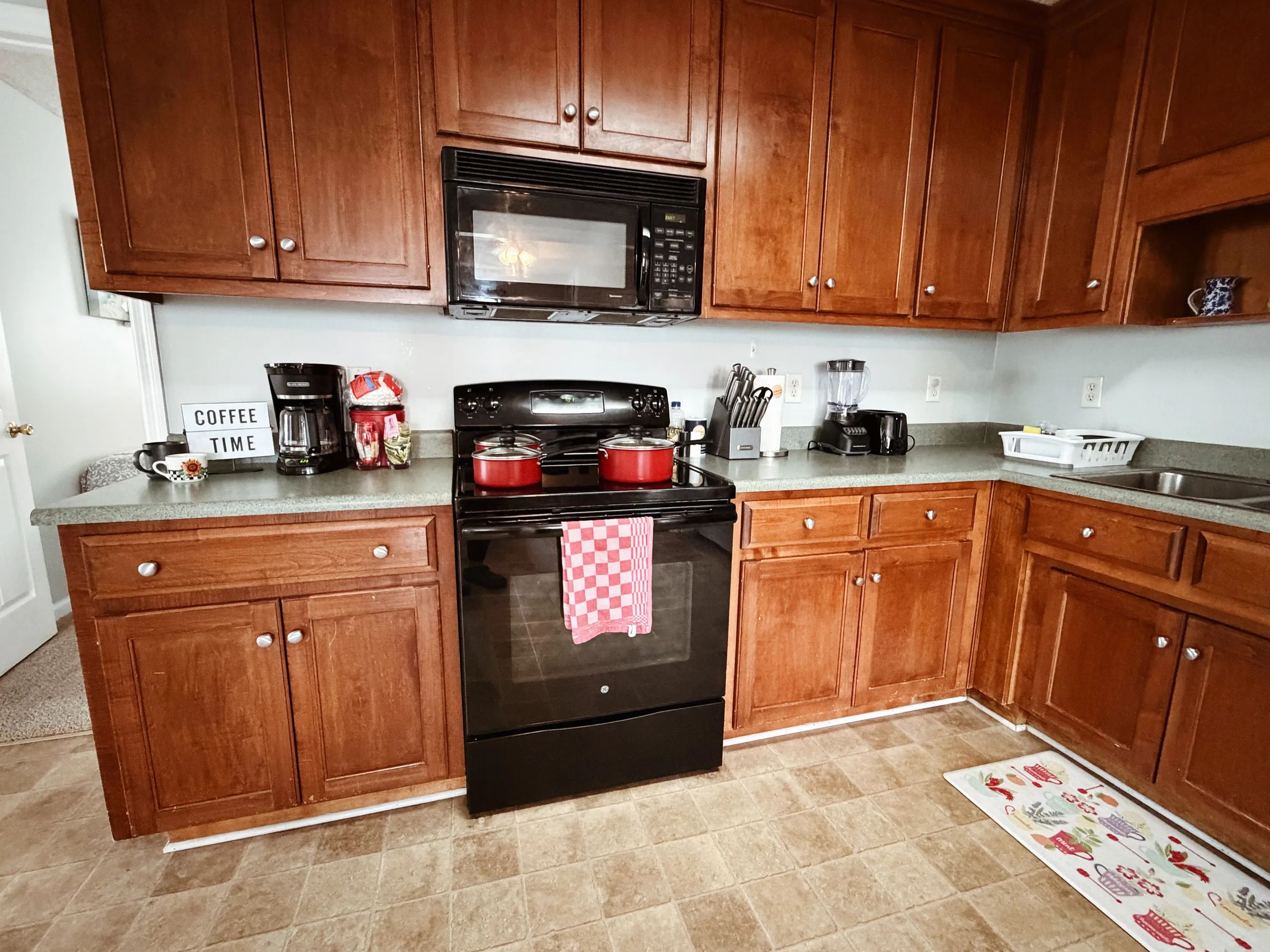 Perfect I-75 Stop – 3BR/2BA, Near VSU & Moody AFB