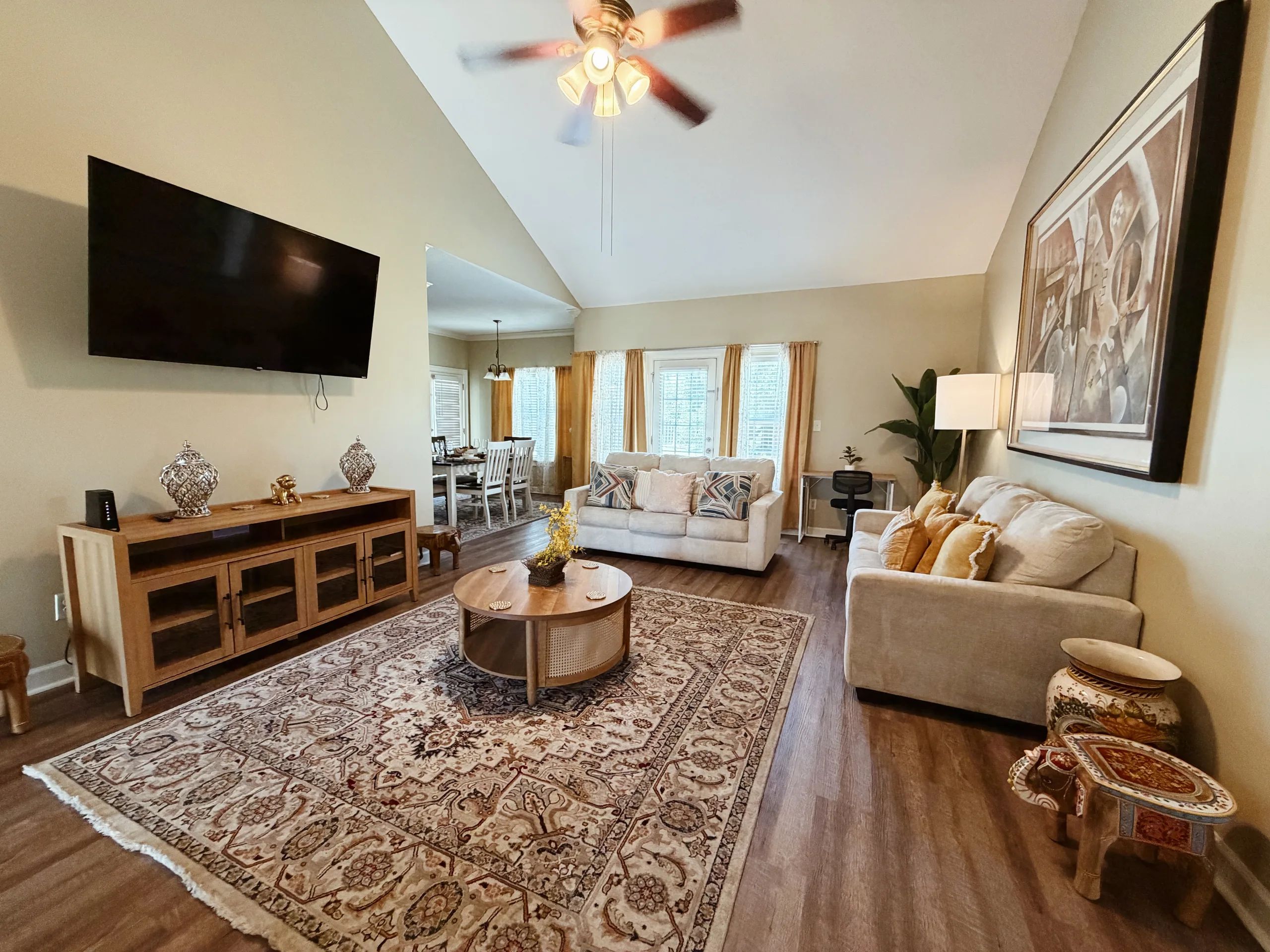 Spacious Lake Park Home • Quiet Area • Near I-75