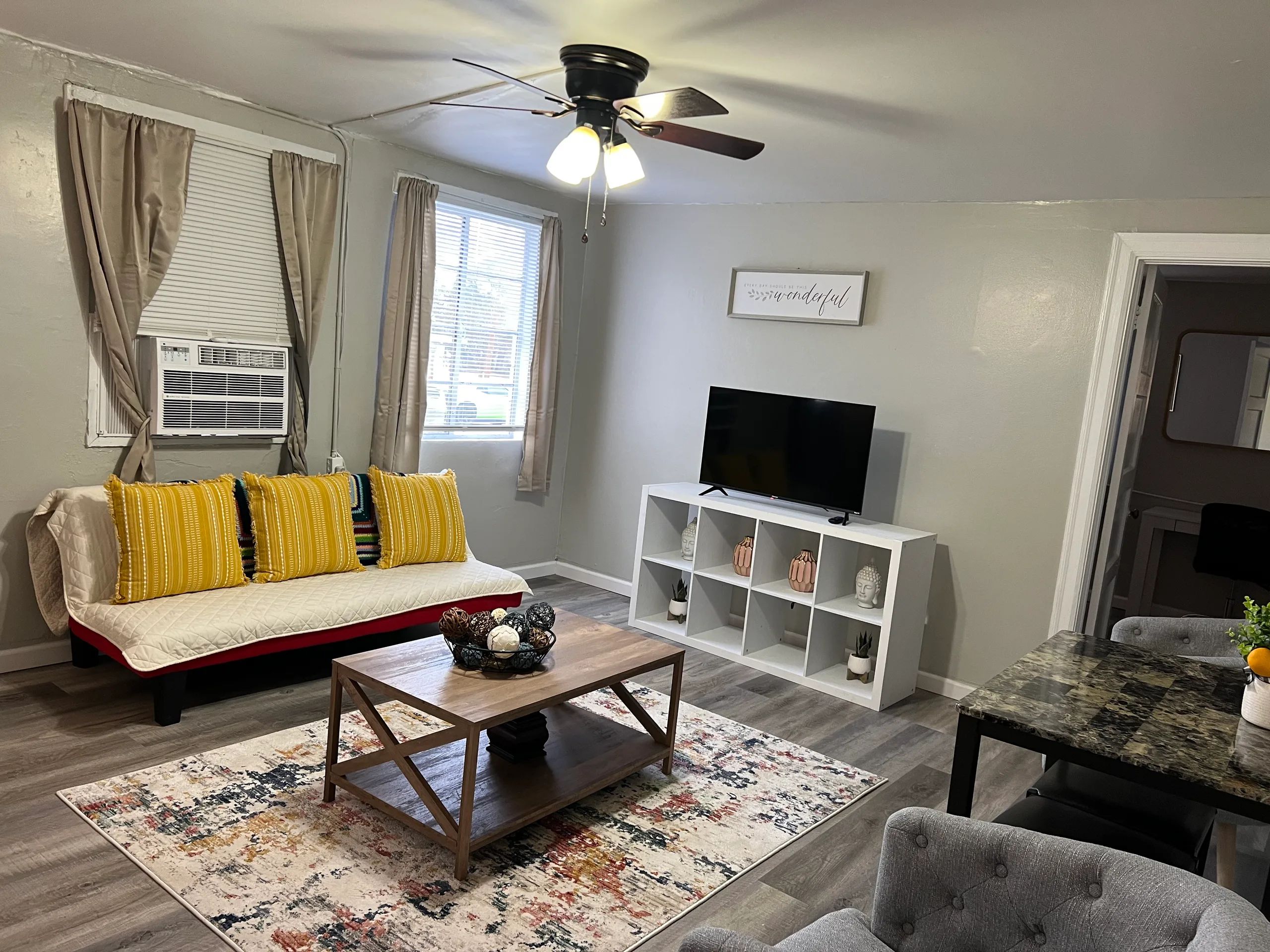 1BR APT Next to Hospital Ideal for Travel Nurses