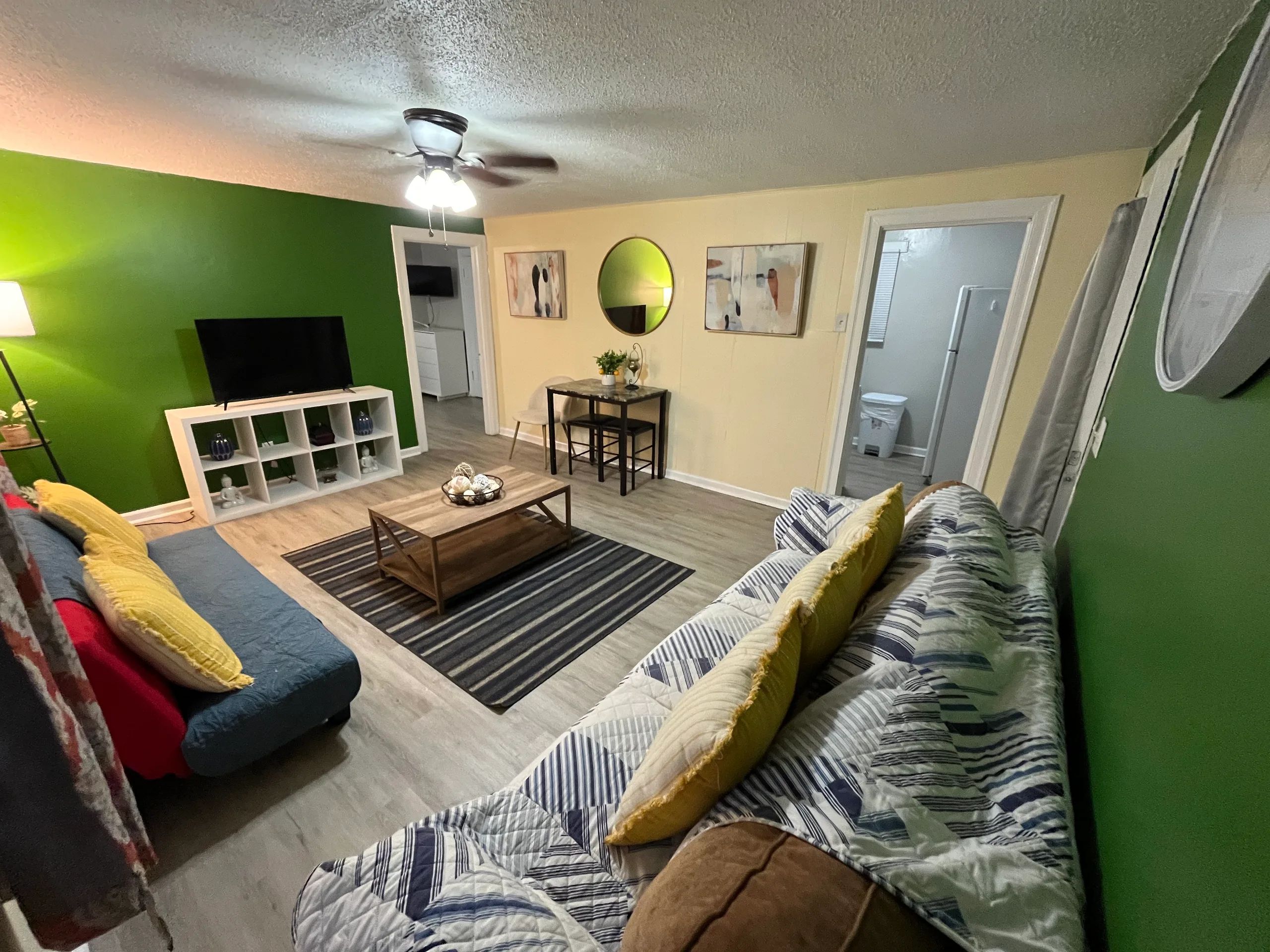1BR APT Next to Hospital Ideal for Travel Nurses