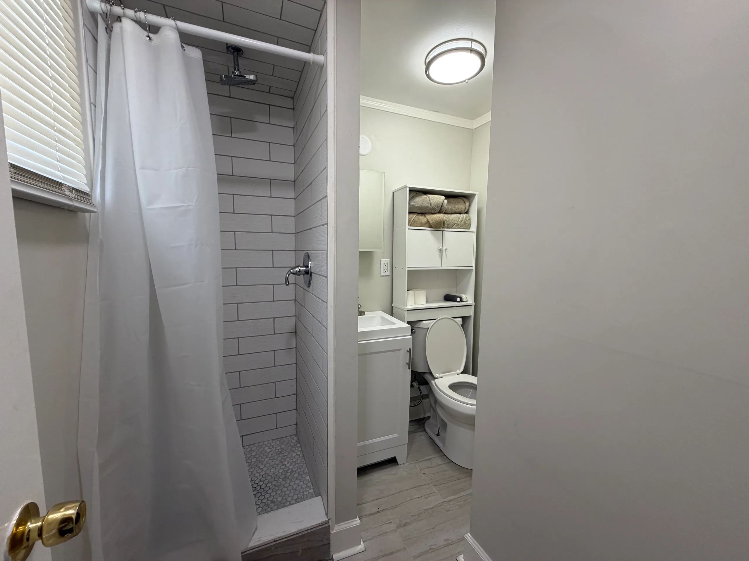 Remodeled Gem | 2BR Near SGMC & VSU