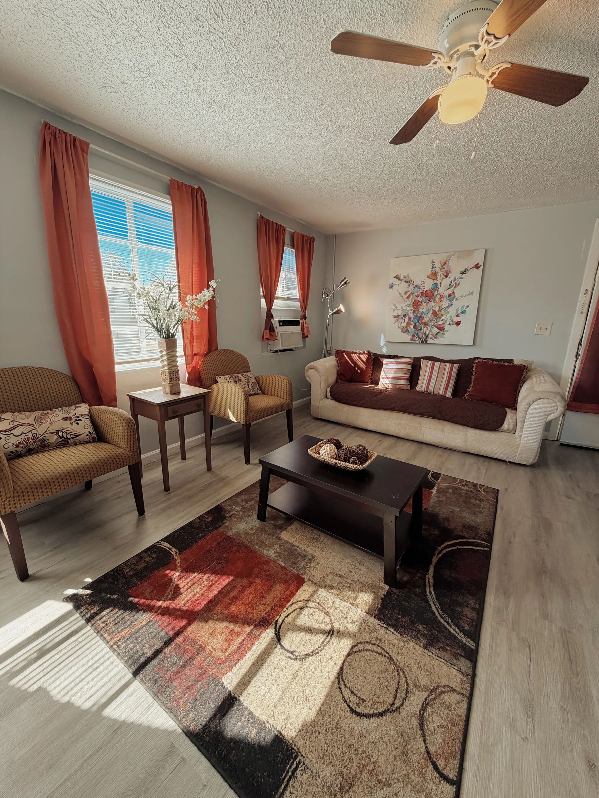 1BR APT Next to Hospital Ideal for Travel Nurses