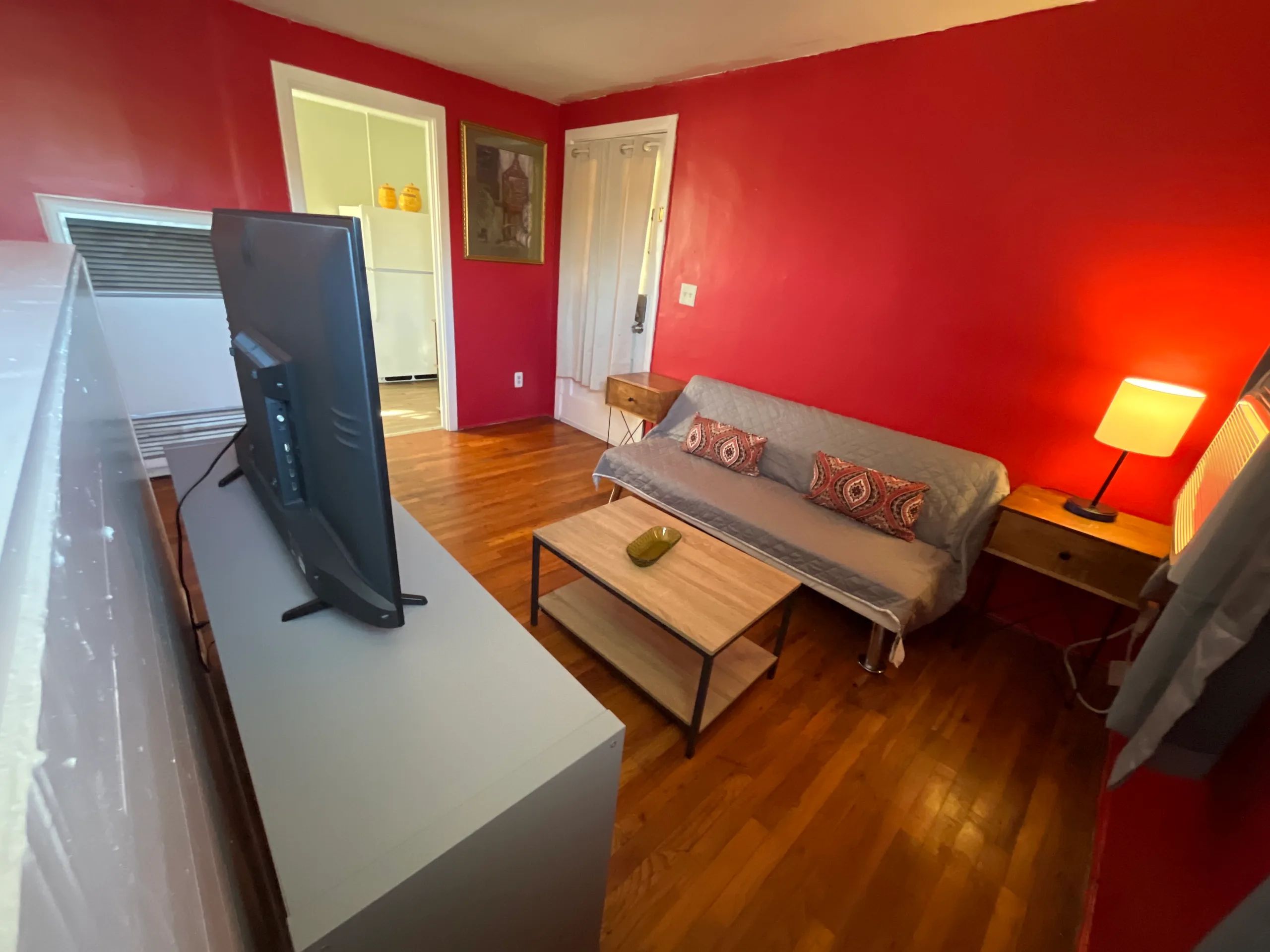 Pet & Smoke OK Studio w/ Kitchen near SGMC VSU