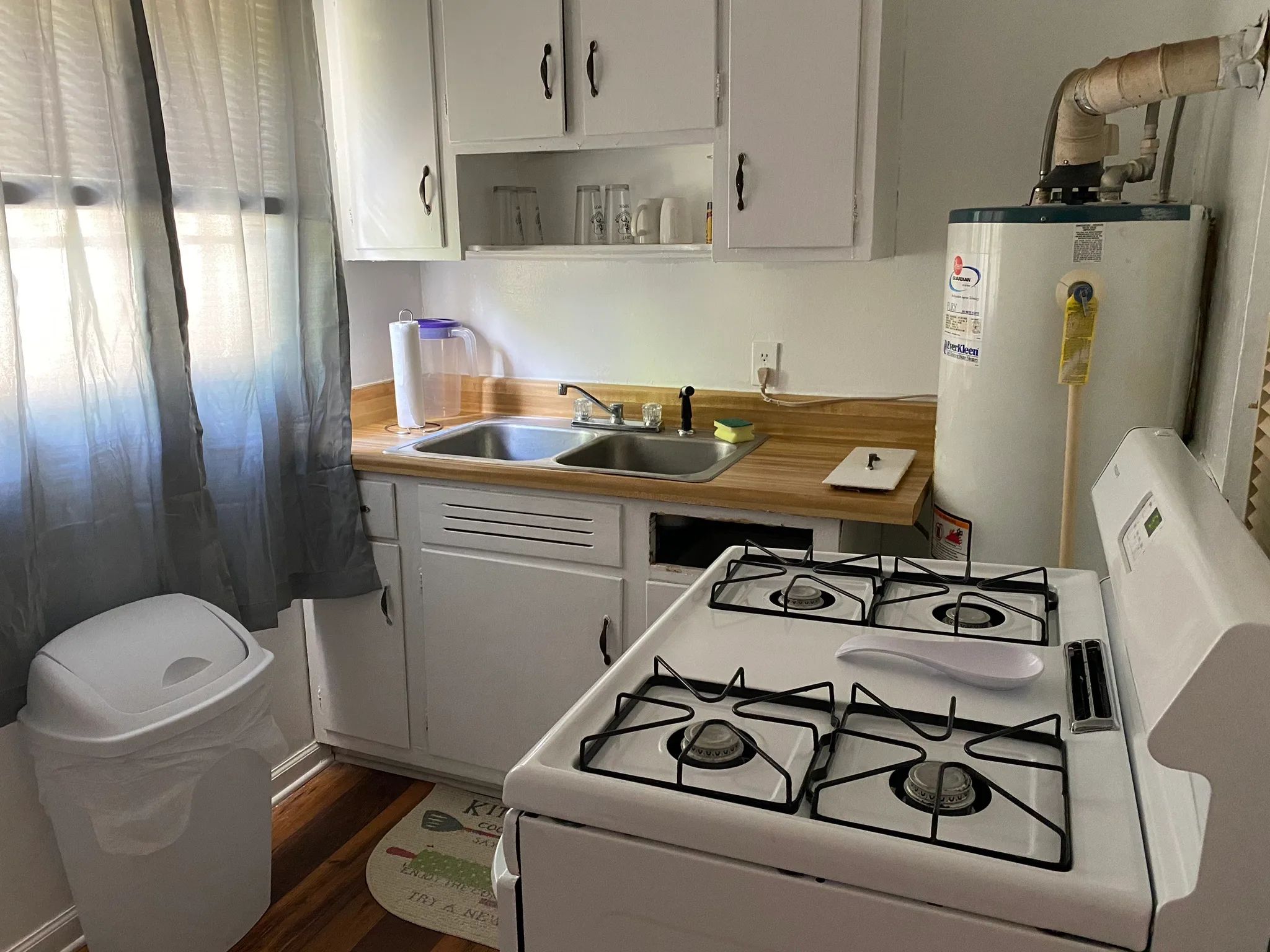 Cozy Apt | Near SGMC & AFB | Long Stays Welcome