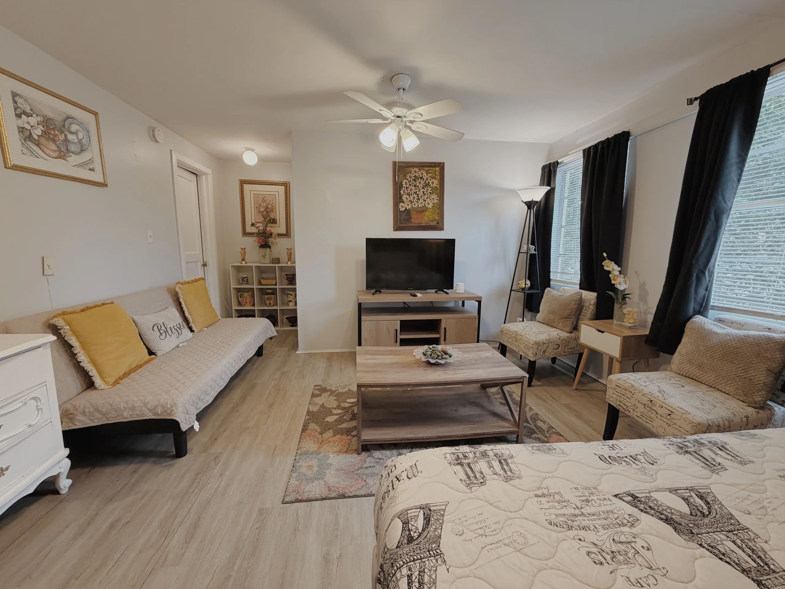 Cozy Studio w/ Kitchenette – Close to VSU & I-75