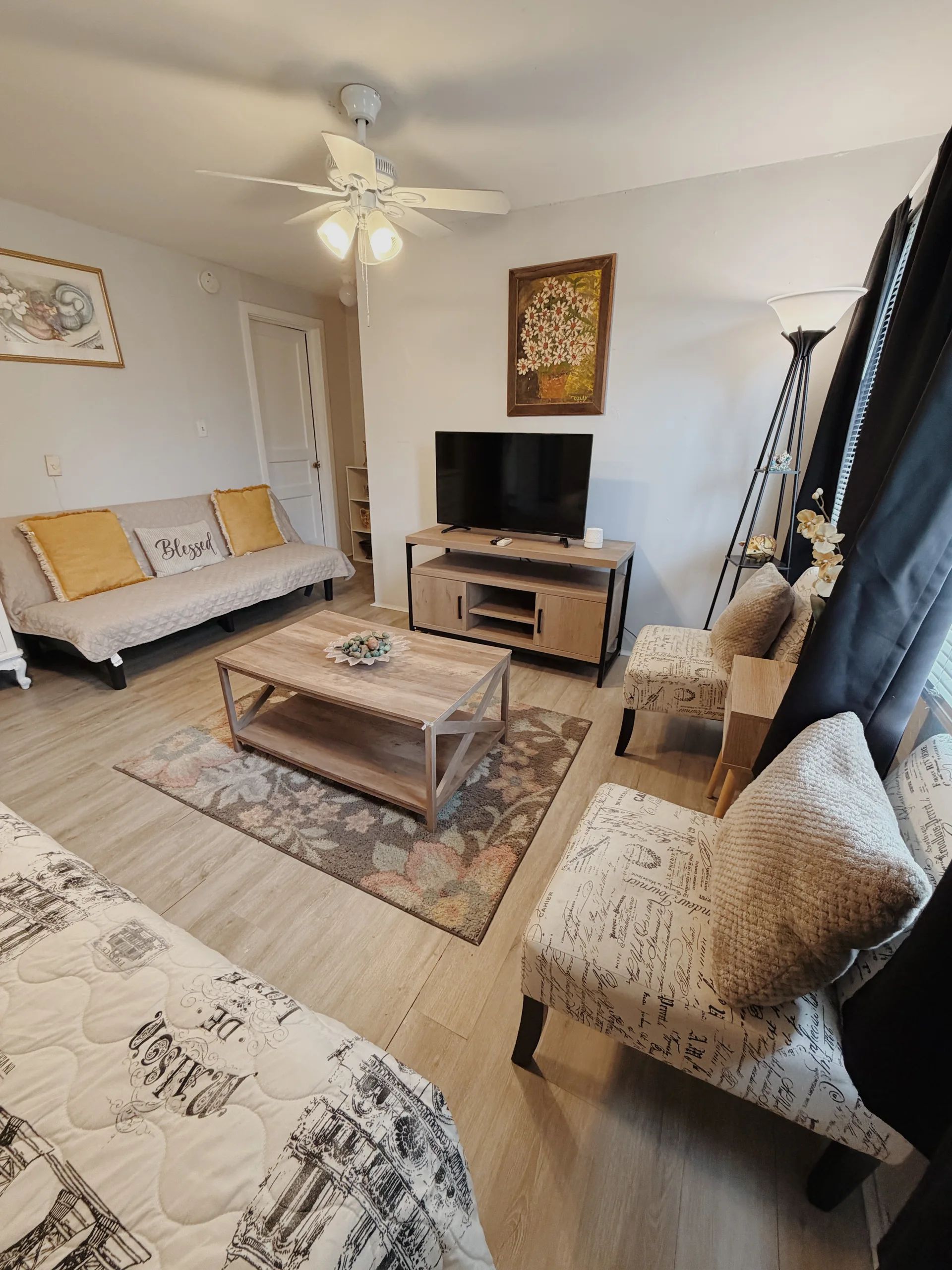 Cozy Studio w/ Kitchenette – Close to VSU & I-75