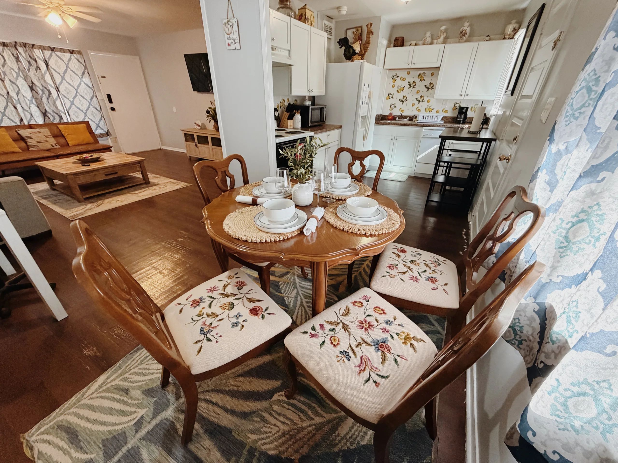 Work Stay 4BR • 7 Beds • Clean & Practical Home
