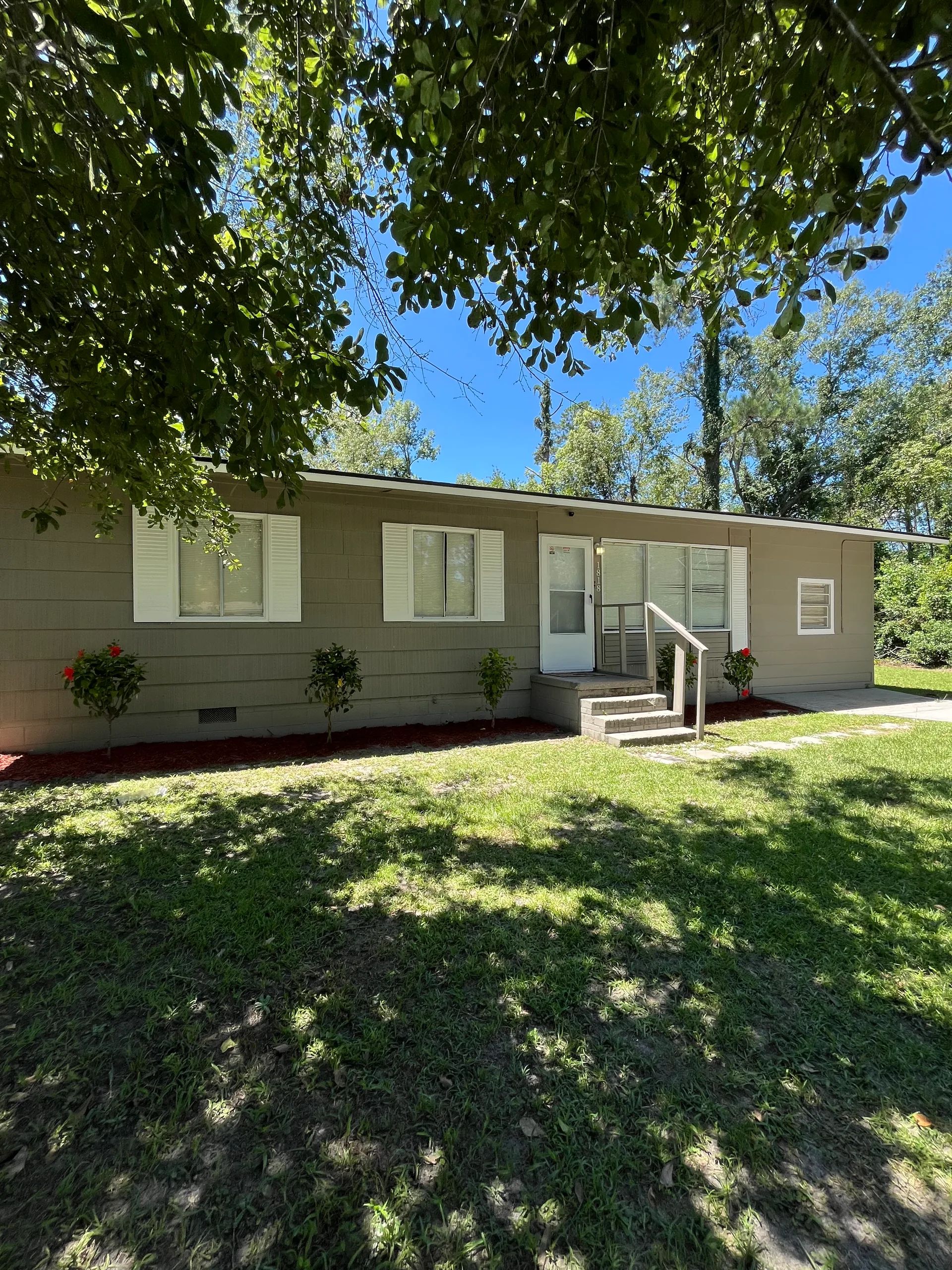 Work Stay 4BR • 7 Beds • Clean & Practical Home